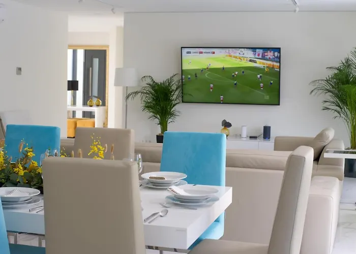 Luxury Aleana Портіман