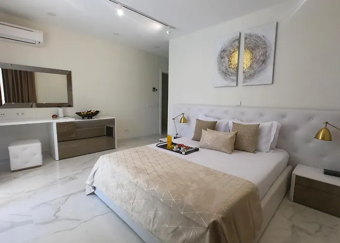 Luxury Aleana * Портіман